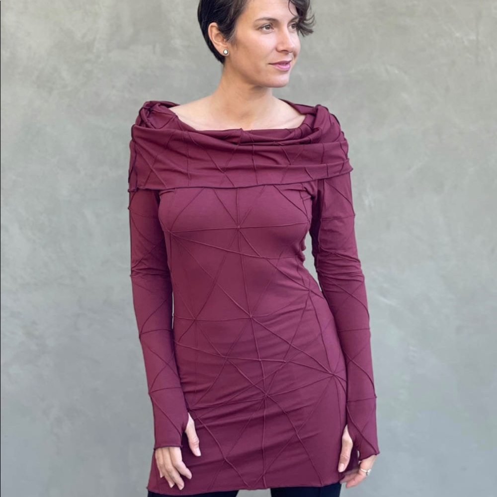 Caraucci Burgandy festival tunic